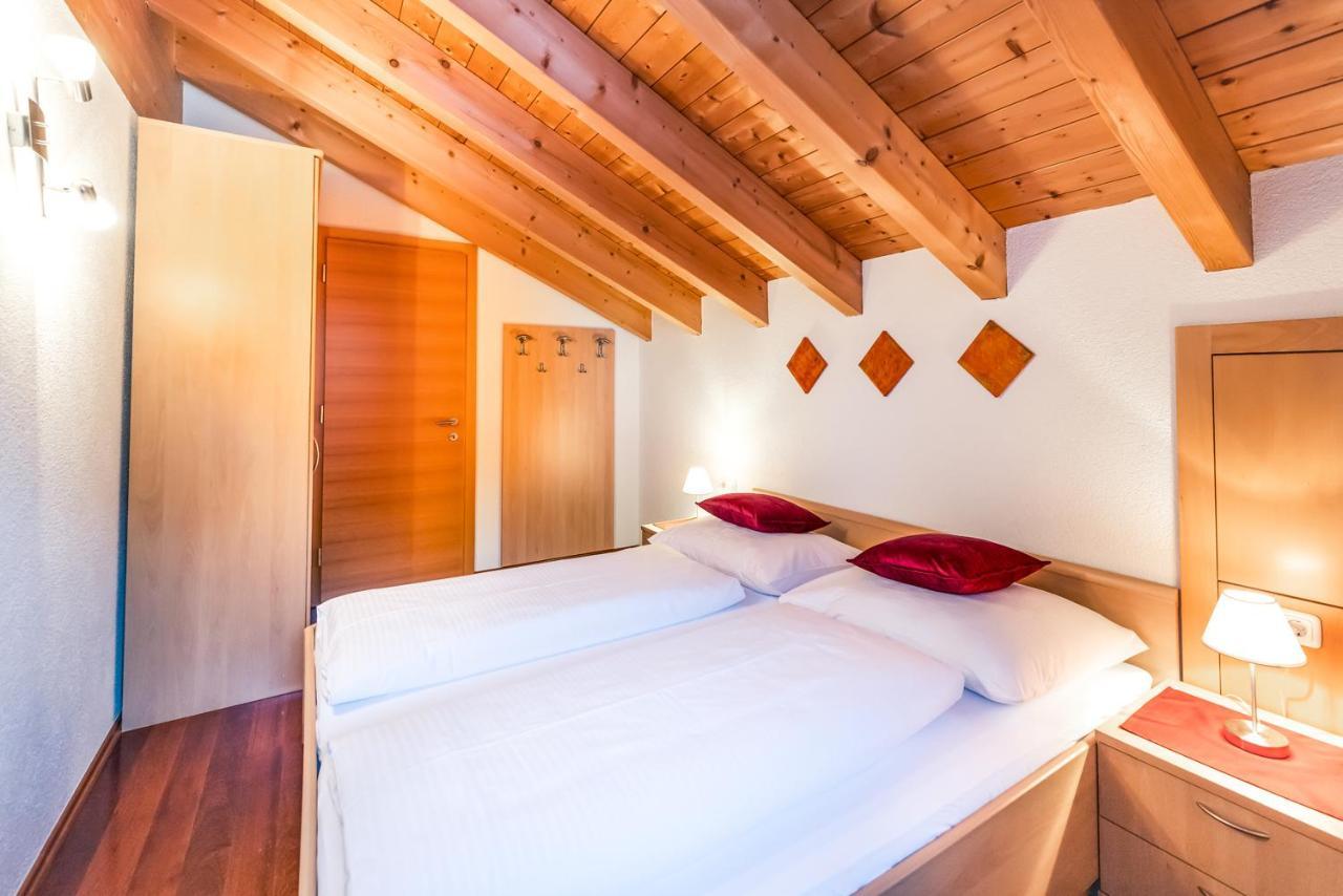 Apartamento Haus Rothorn Schröcken Exterior foto